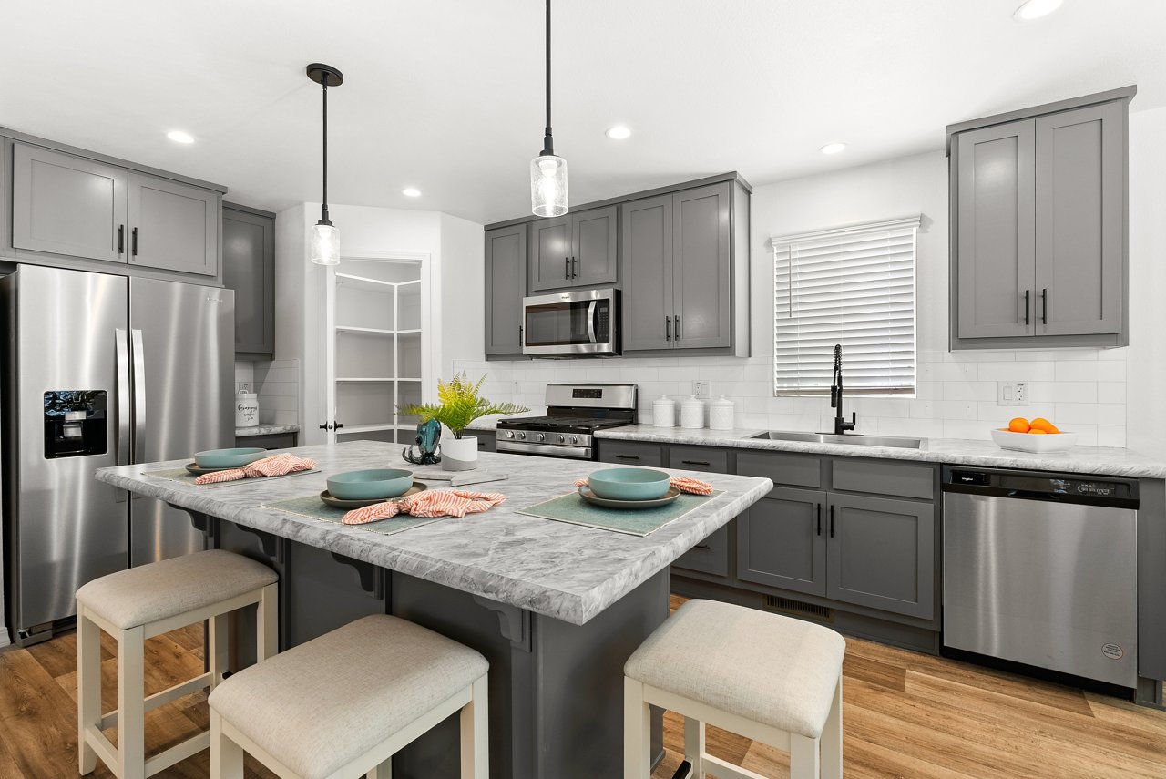 Victory M201B Kitchen