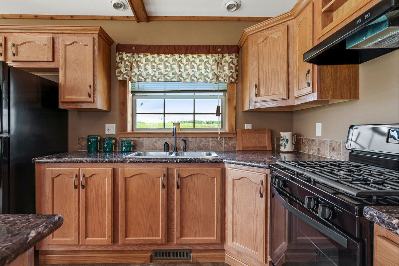 _Lexington-A236-MT-kitchen-3