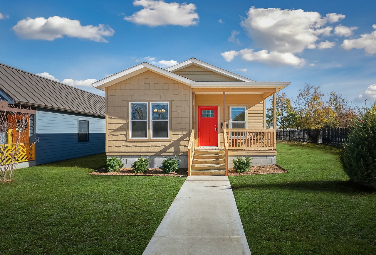 Champion Homes The Riverwalk