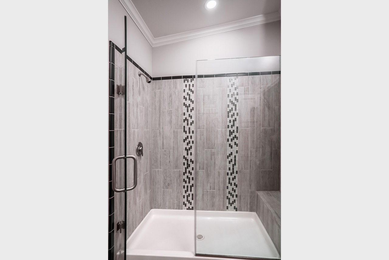 cimarron-clasic-3268r-master-bath-shower