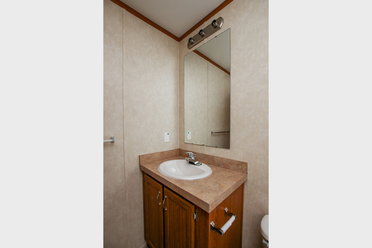 cn448-bathroom-1