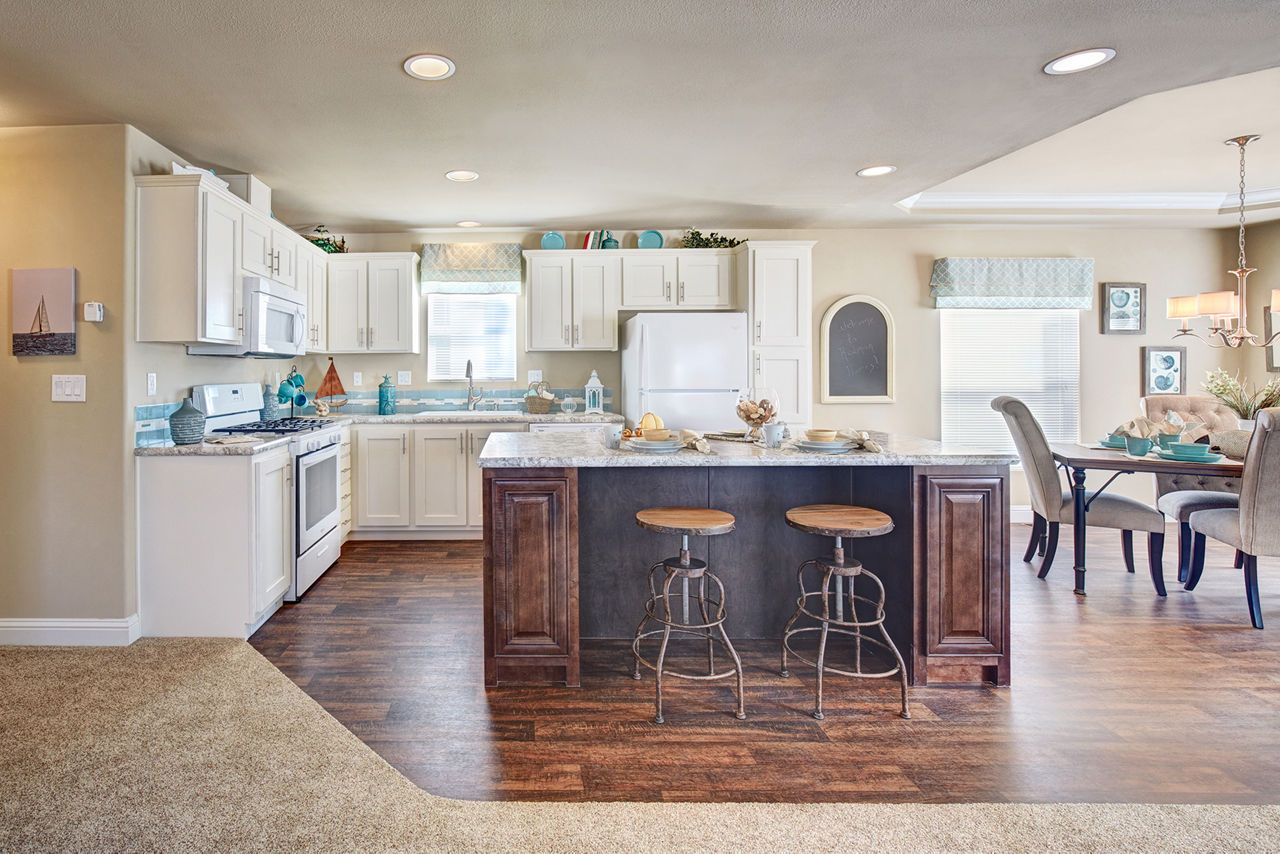 creekside-manor-3522d-kitchen-dining-room