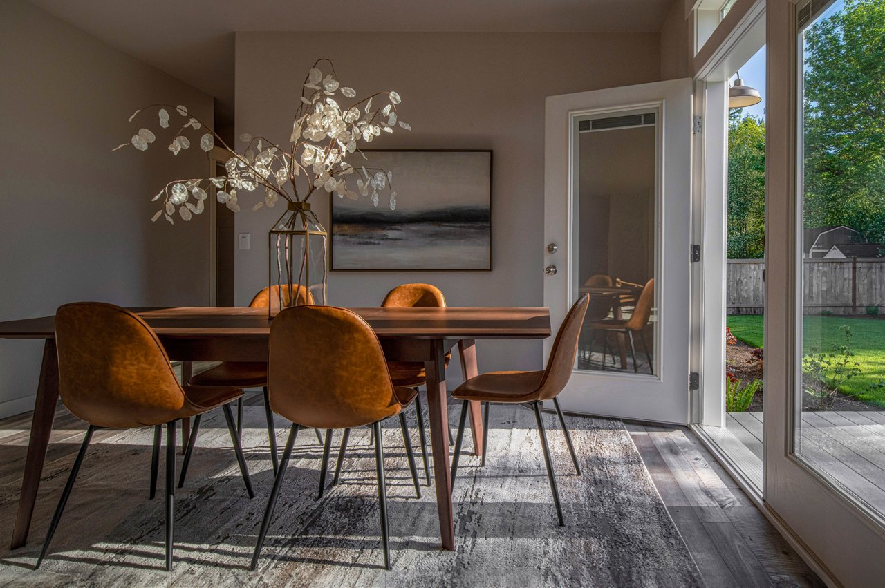 A gorgeous dining room