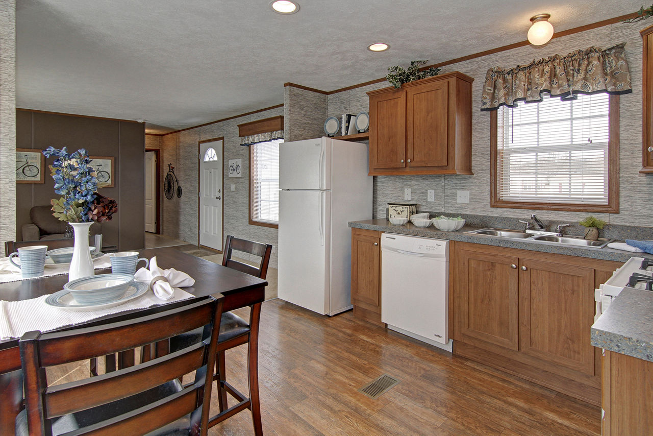 northwood-f25206-kitchen2