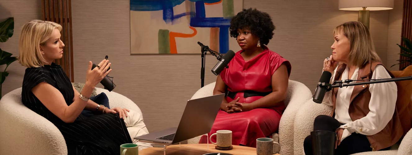 Dr. Jen Ashton and expert guests on The Visibility Gap podcast season 2