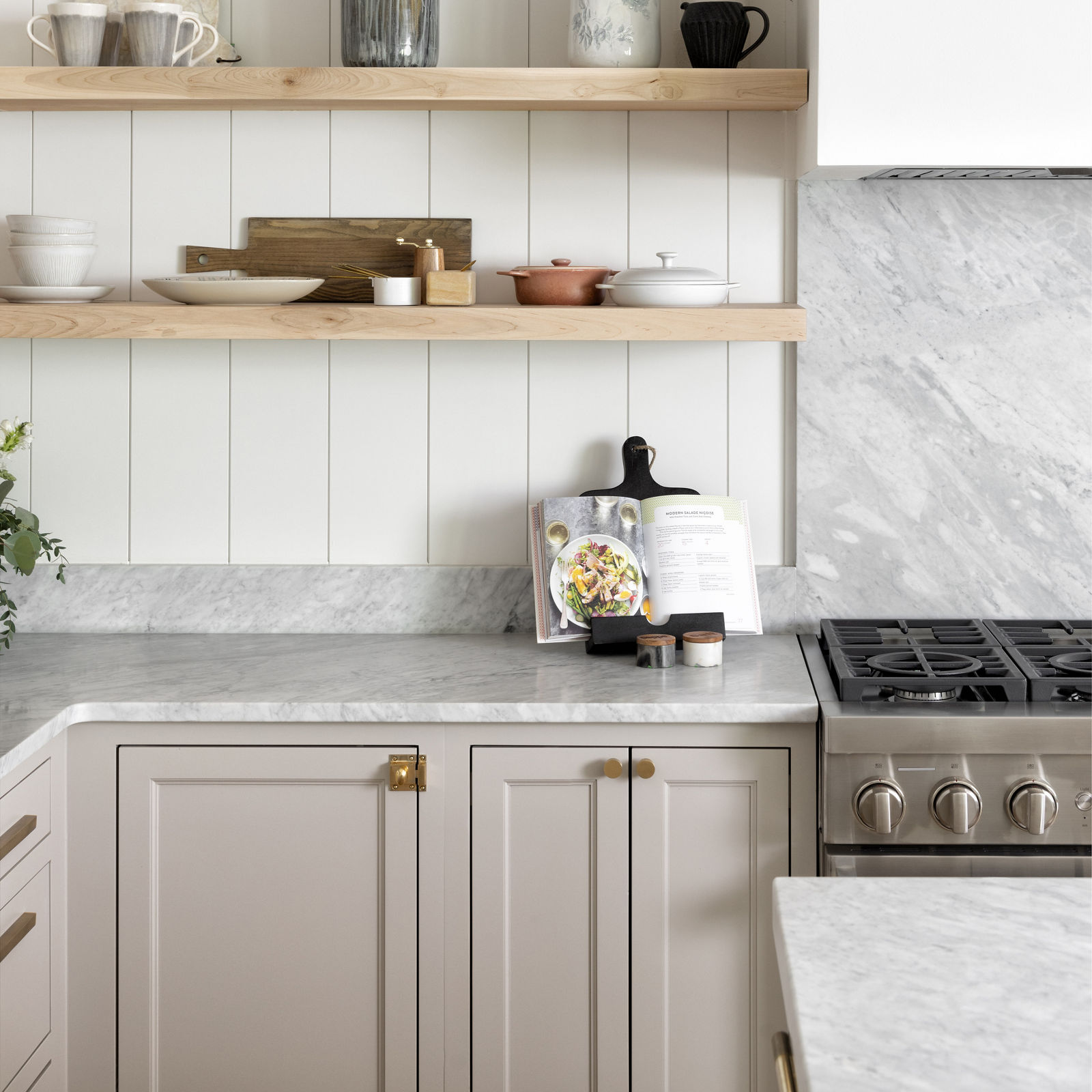 Carrara White Marble scene 4