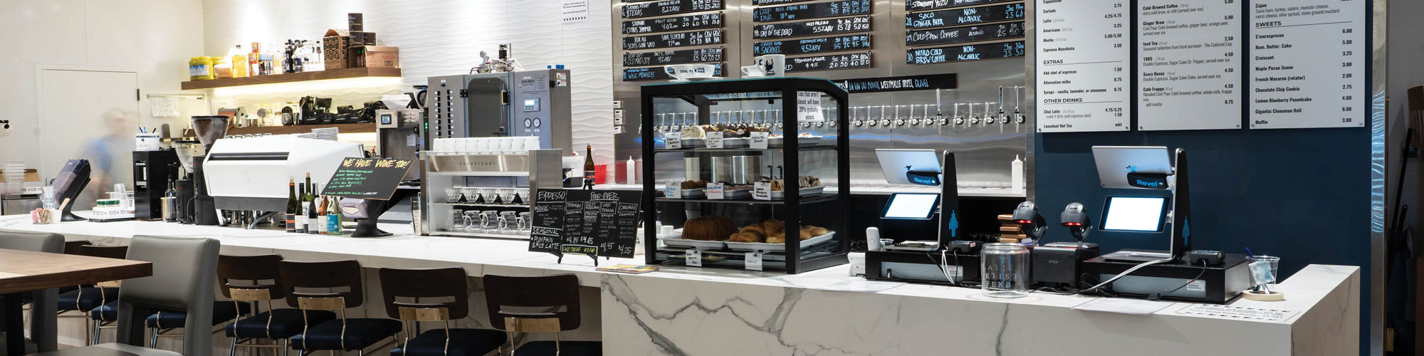 DAL_CivilPour_MU16_NQ30_CM03_09_Interior