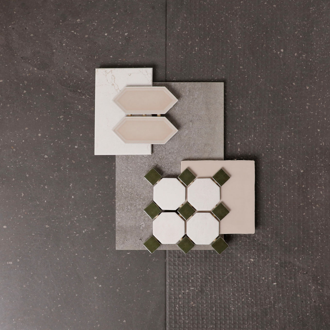 DAL_Exposition_EX44_Flatlay