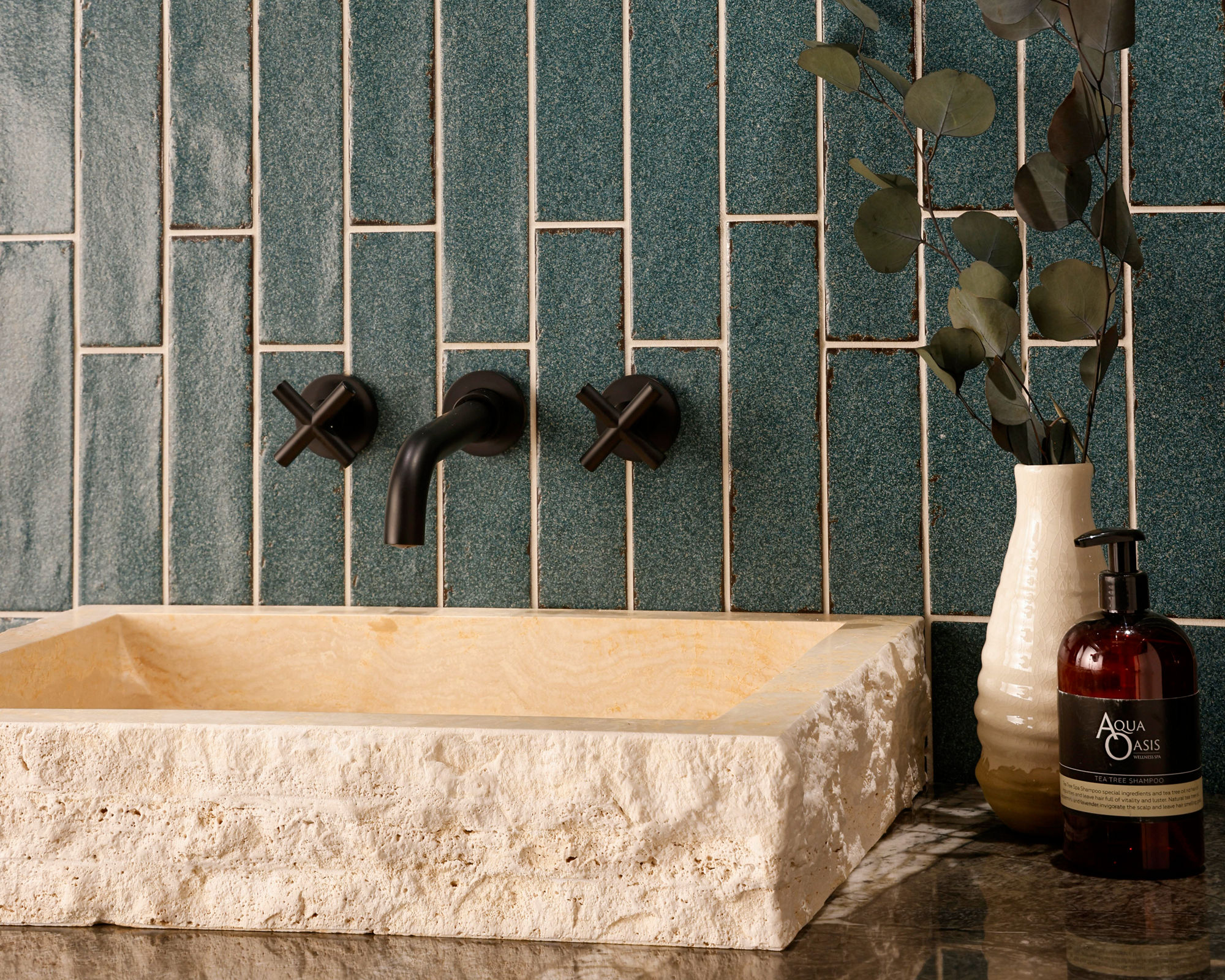 DAL_IridescentIsles_IR23_RES_LiveSet_02