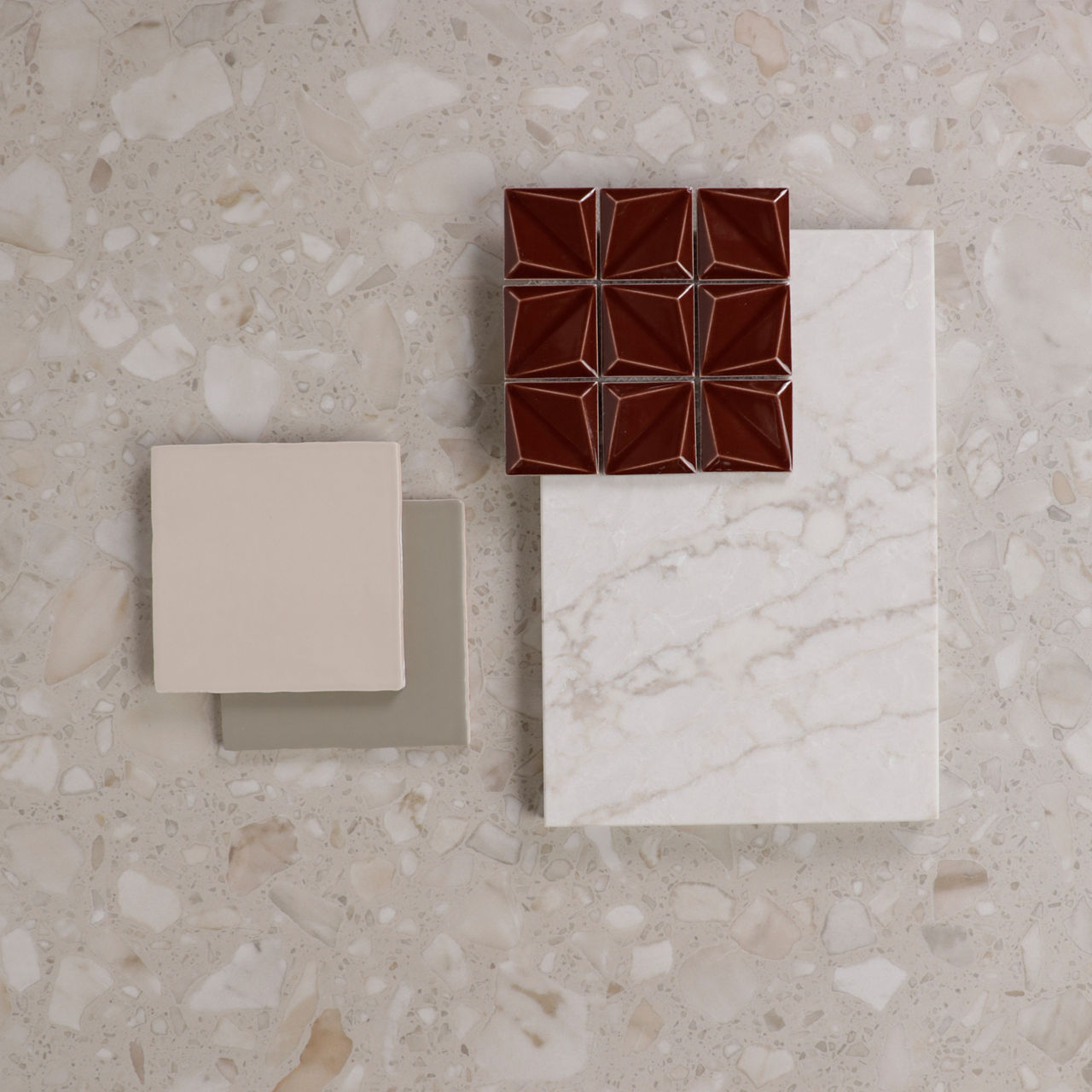 DAL_Outlander_OU54_Grande_Flatlay