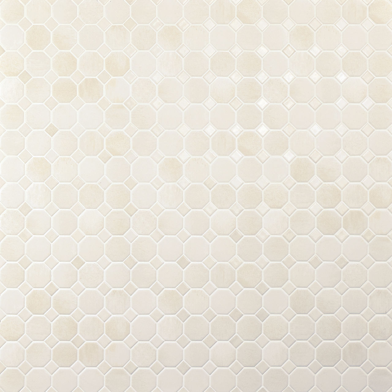 Pristine 2 Mixed White Mosaic Tile | Relicca by Daltile