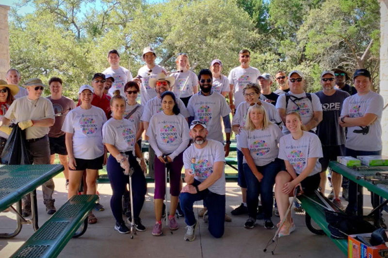 Dun & Bradstreet team members participating in World Cleanup Day