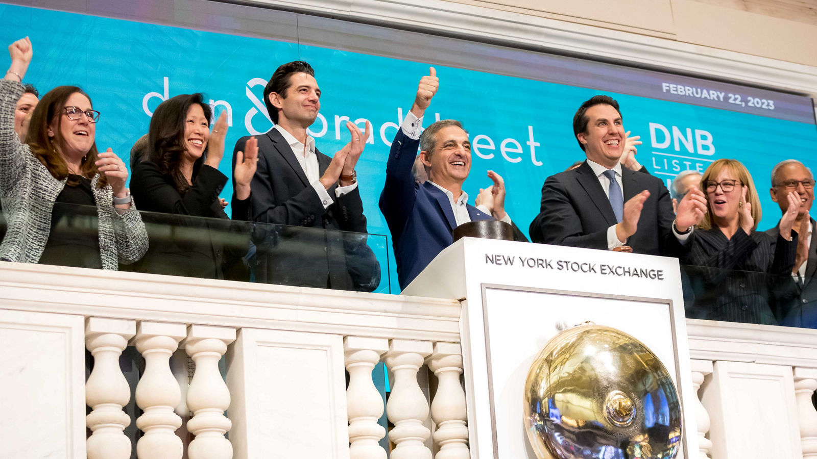 Dun & Bradstreet Holdings, Inc. (NYSE: DNB) Rings The Closing Bell®  The New York Stock Exchange welcomes executives and guests of Dun & Bradstreet Holdings, Inc. (NYSE: DNB), today, Wednesday, February 22nd, 2023, to the podium. To honor the occasion, Anthony Jabbour, Chief Executive Officer, joined by John Tuttle, NYSE Vice Chairman and President of NYSE Institute, rings The Closing Bell®.  Photo Credit: NYSE