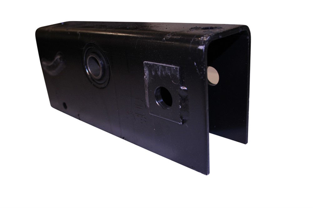 Multi-Axle Fabricated Rectangular Shaped Equalizer for 3" Wide Slipper Leaf Springs - 9 1/2" Spring Hole Centers with 4 1/2" Front Spring Hole and 1 1/8" Equalizer Center Bolt Hole - Fits Universal* Multi-Axle Configuration for 10K - 15K - Short with 38" Axle Spacing