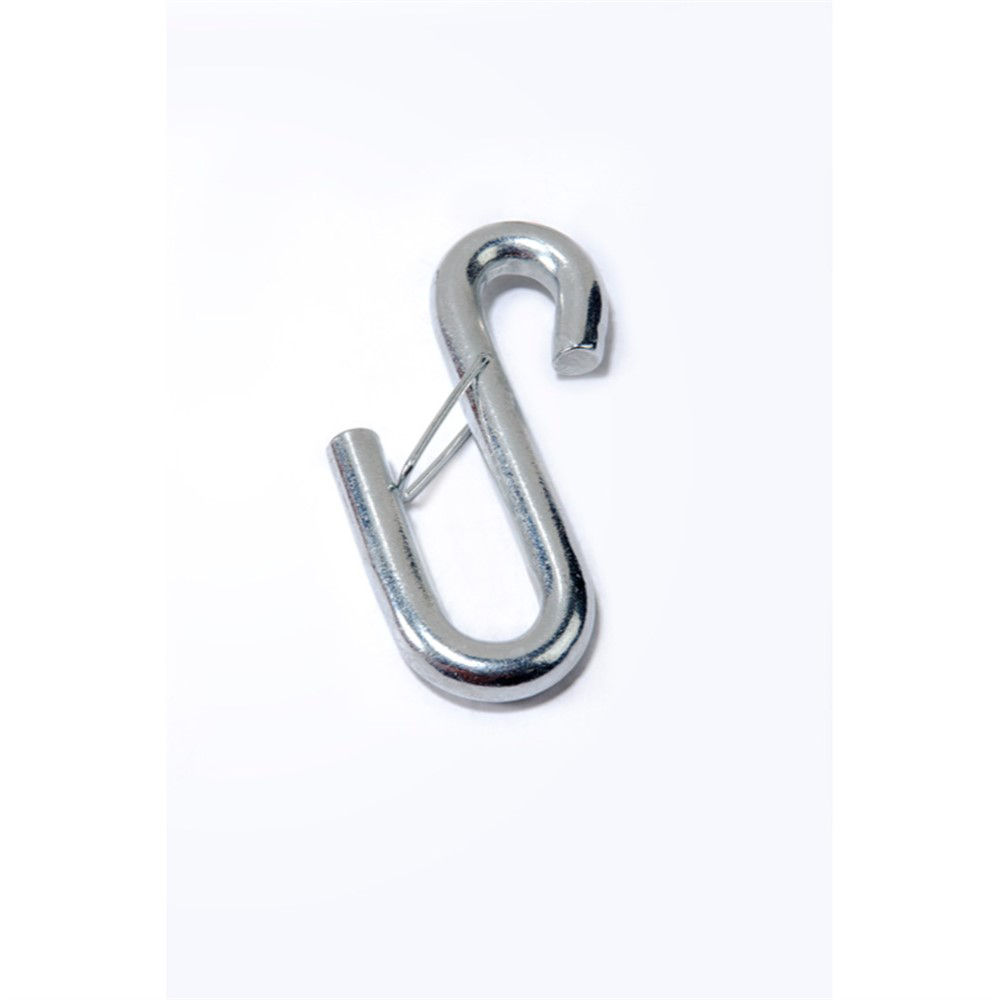 S-Hook w/Latch, 3/8 for 3/16 Chain, 750lb WLL, 3K MBF