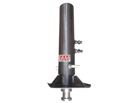 GN Cplr Kingpin,4.5pipe 30K, 8Adj w/Skid Plate