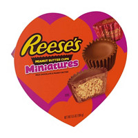 Reese's Miniatures Milk Chocolate Peanut Butter Valentine's Day Candy Gift Box, 6.5 oz