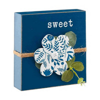 Sweet Blue Boxtop Decor with Floral Accents