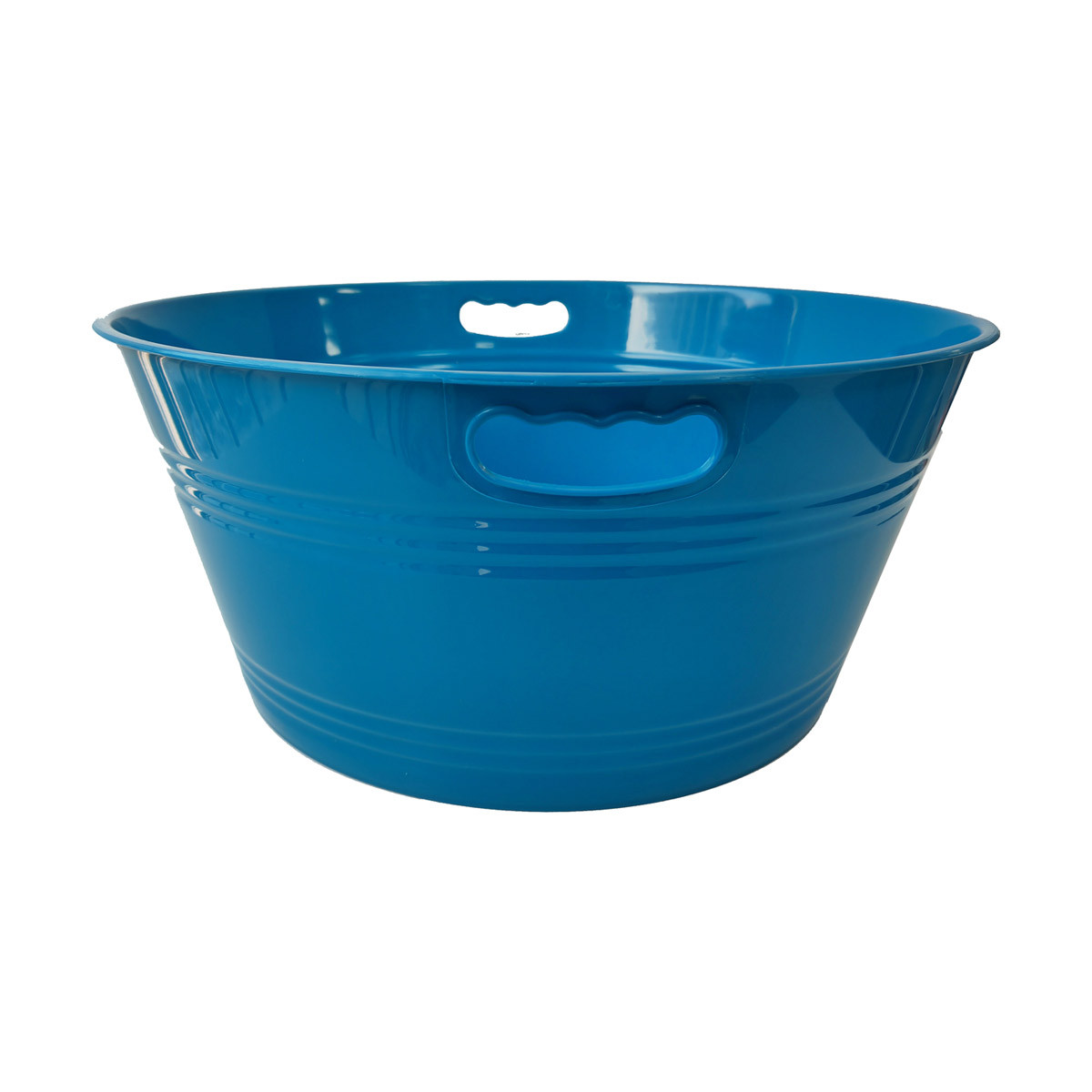 Large round on sale plastic tub