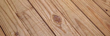 Water repellent on a wood surface. Website use