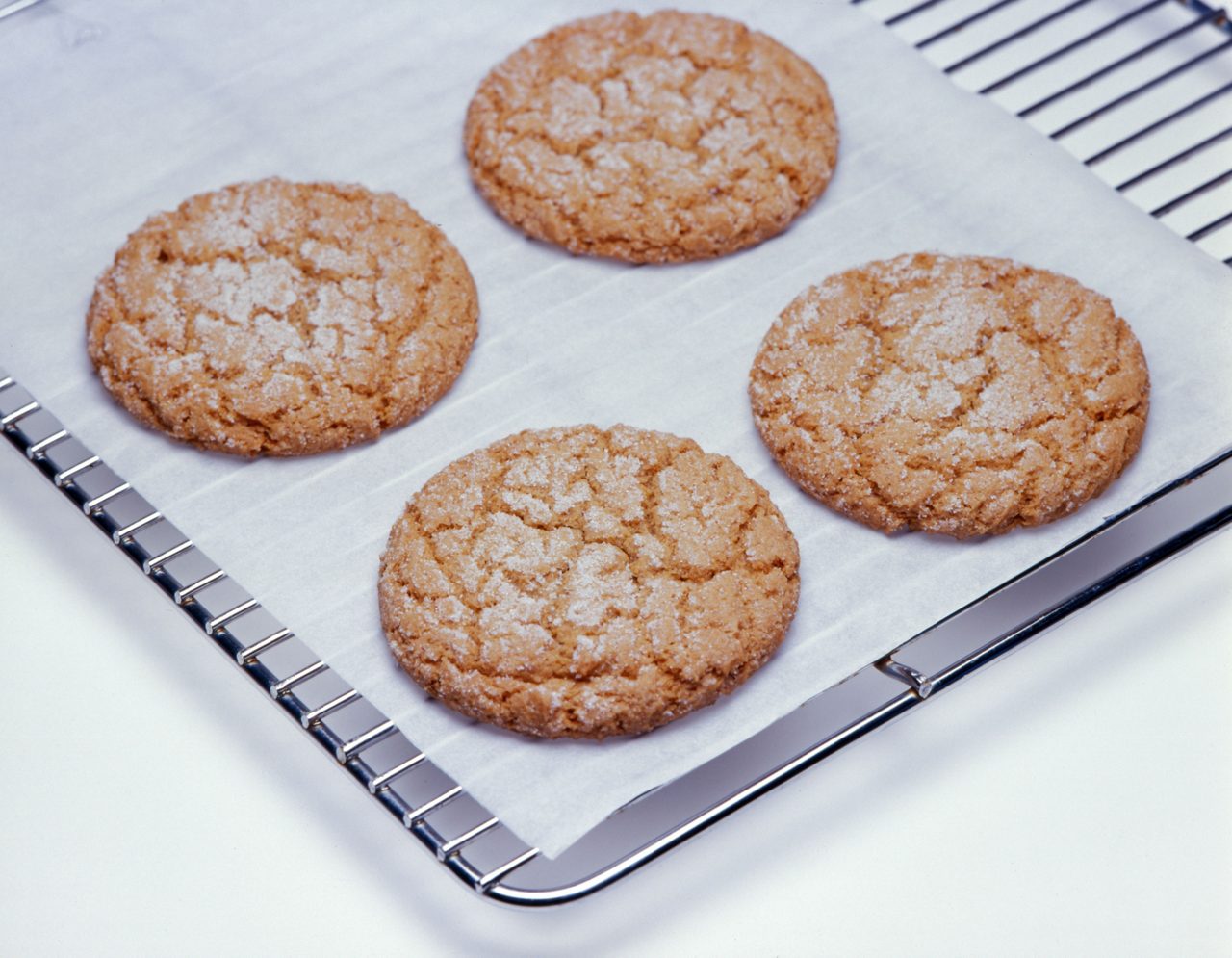 Cookies on baking rack using baking release paper. Paper Industry / Solutions for Release Coating Success