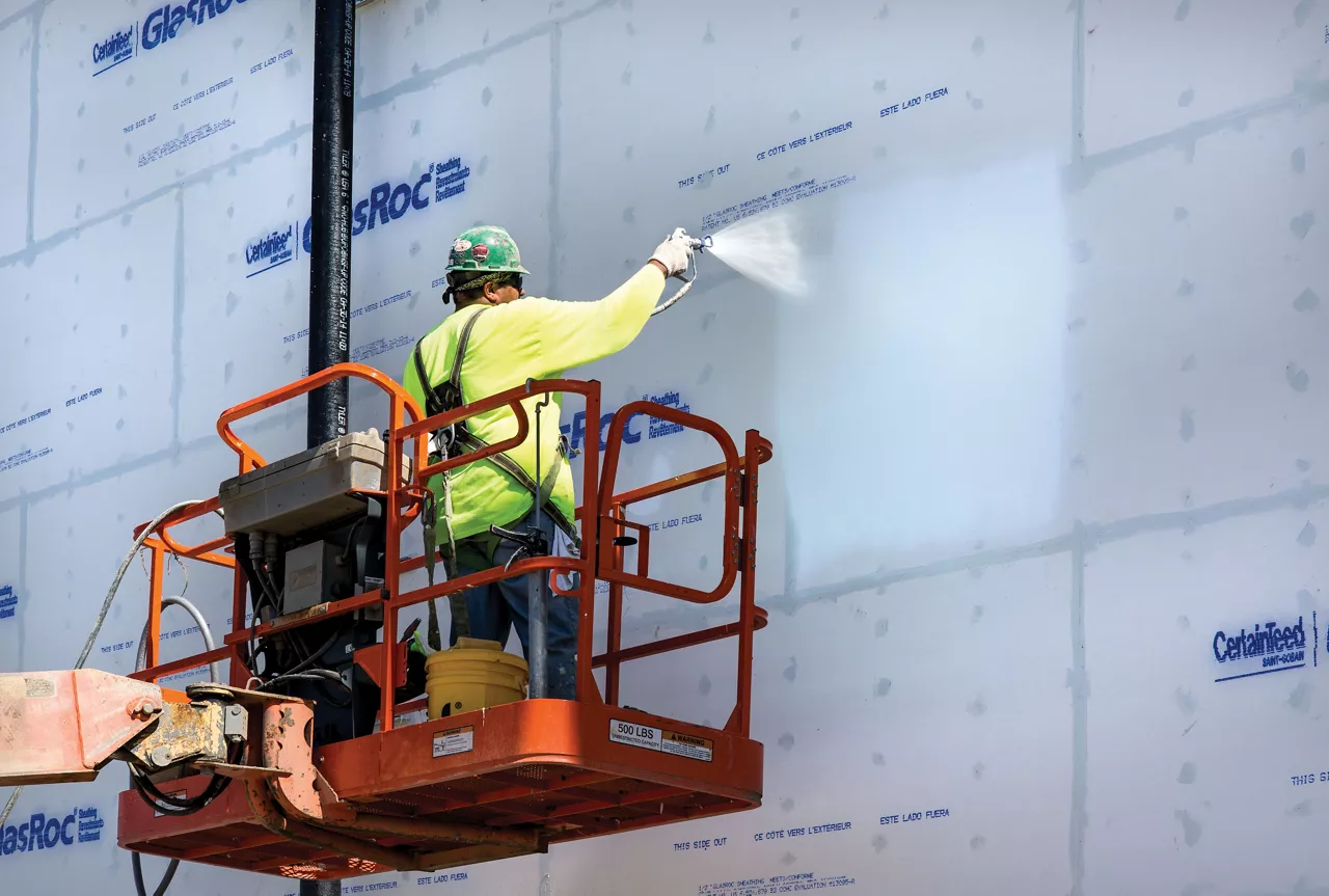 Application of sealant products on bldg exterior. Application of sealant products on bldg exterior.