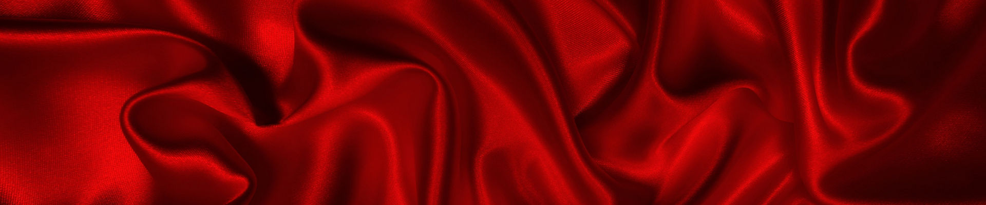 Tela de seda roja con volados