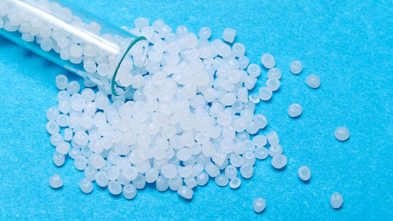 Transparent polyethylene granules