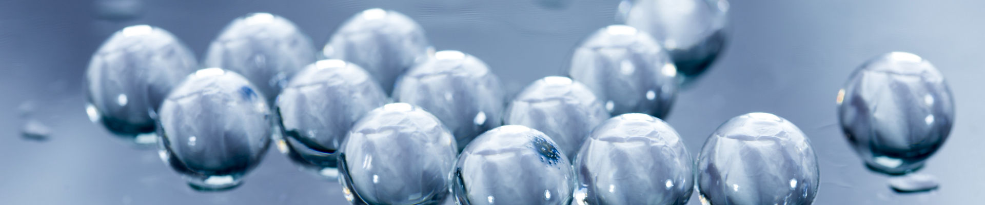 Balls of hydrogel