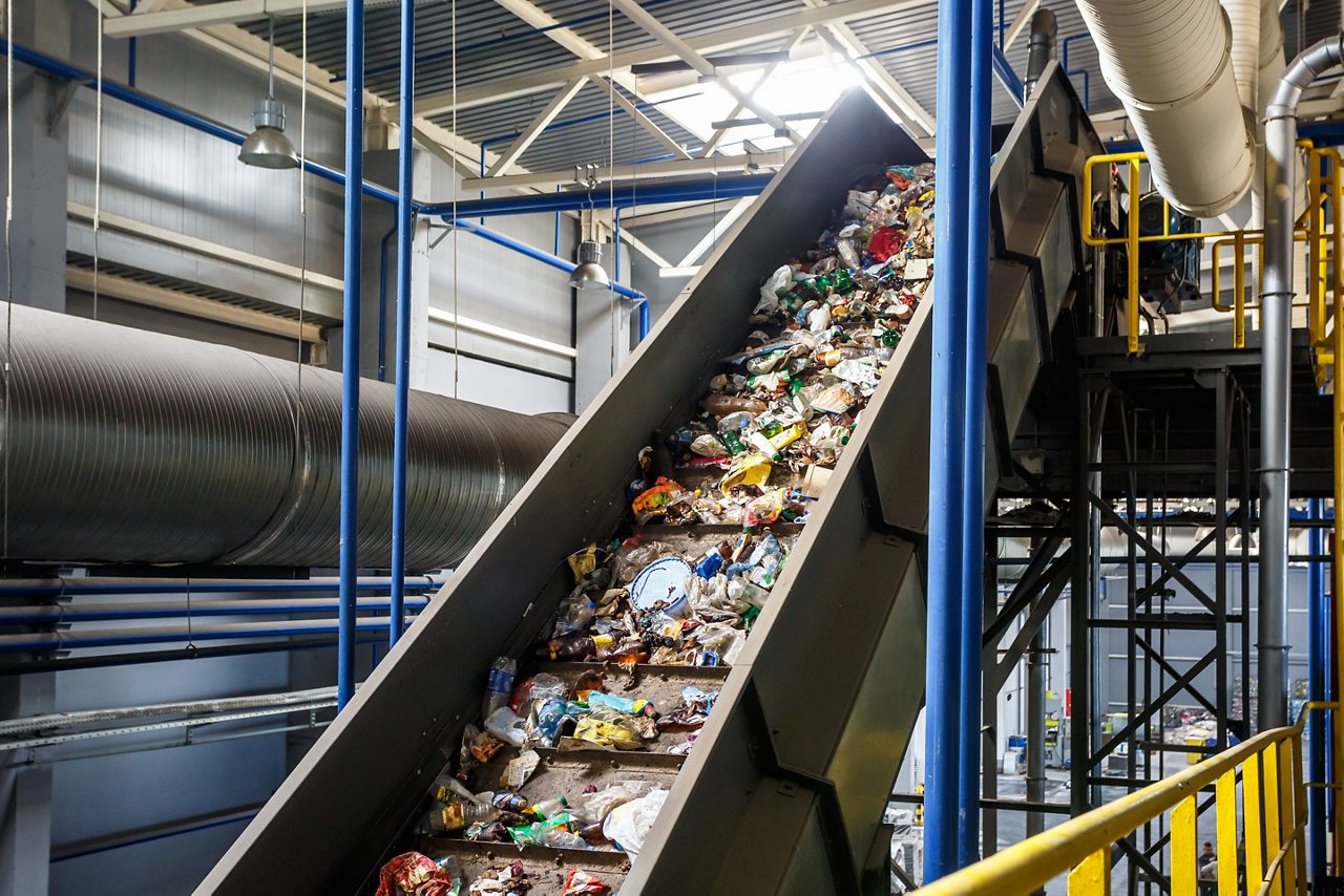 moving conveyor transporter on Modern waste recycling processing plant