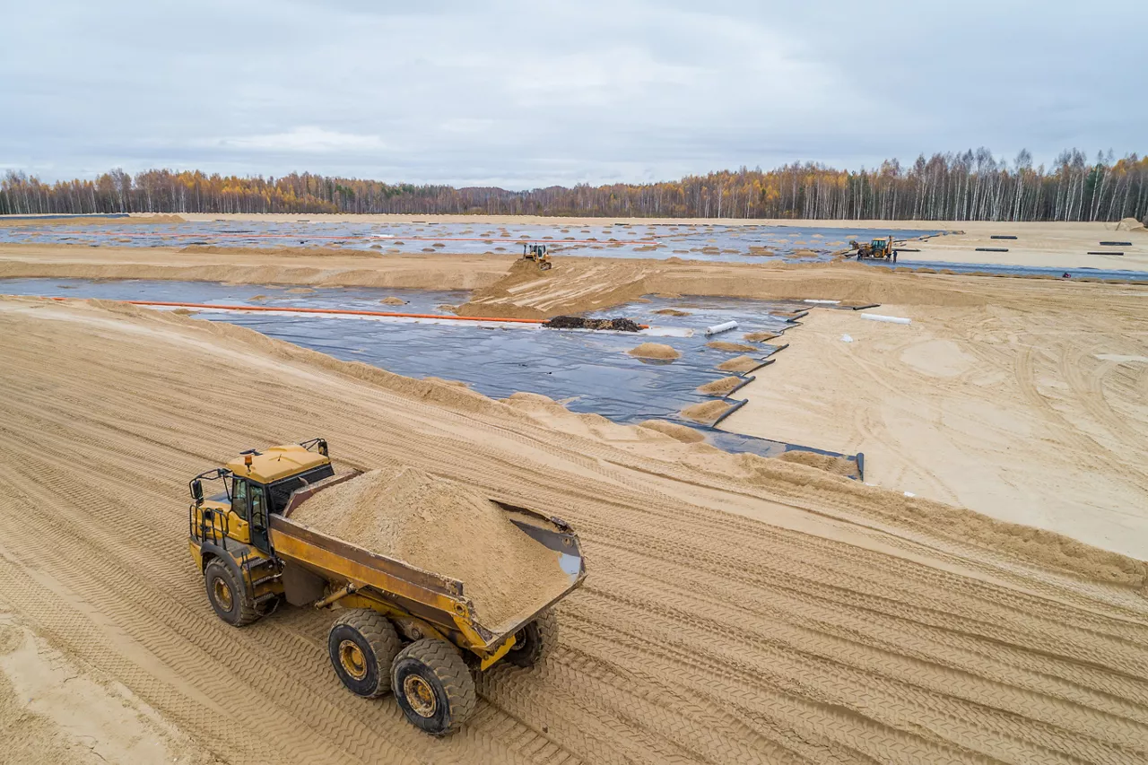 Geomembranes installation  