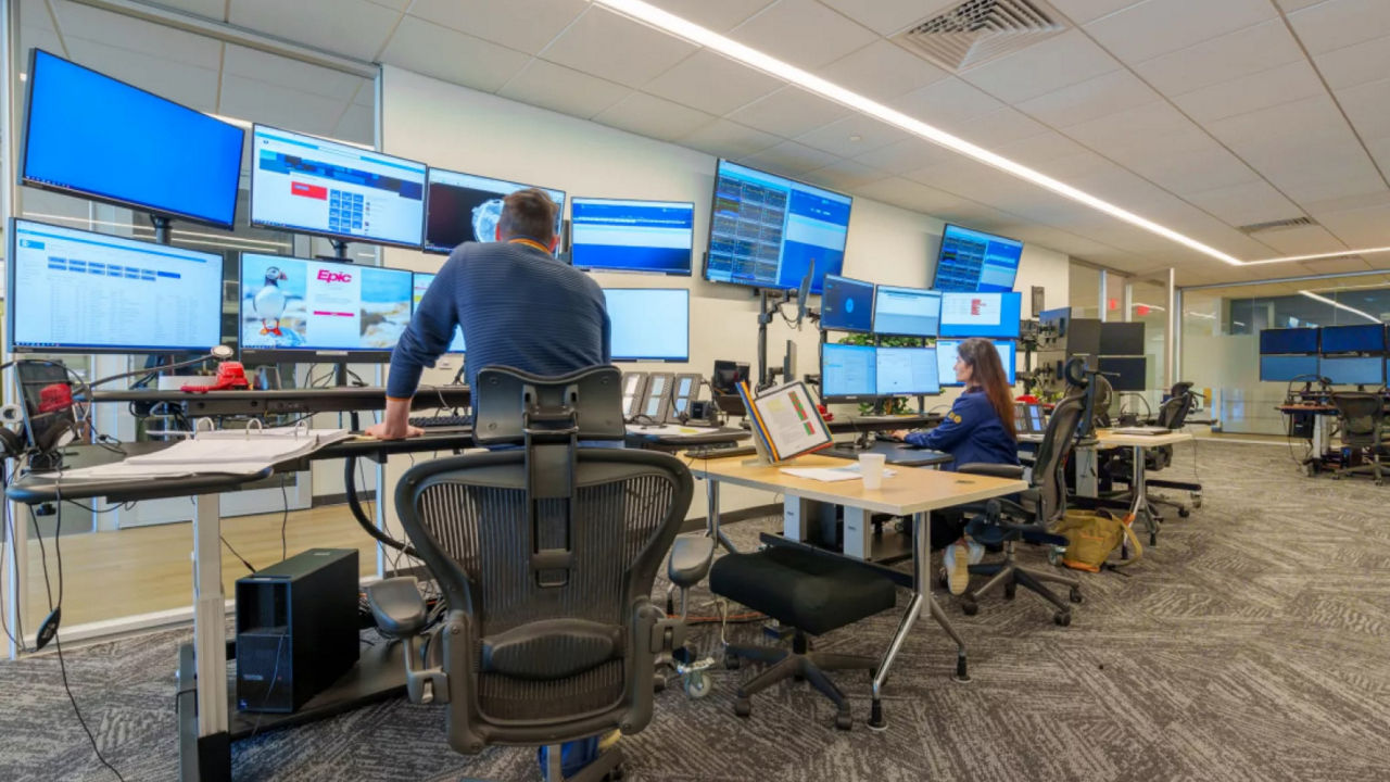 01-inside-hospitals-digital-command Centers-related-content
