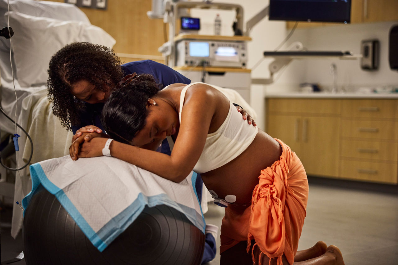 1082-GEHC-MIC-card-2-ph-en