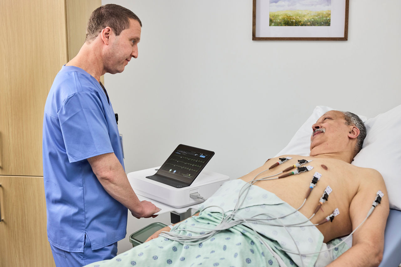 1084GEDCAR3183-ph-en