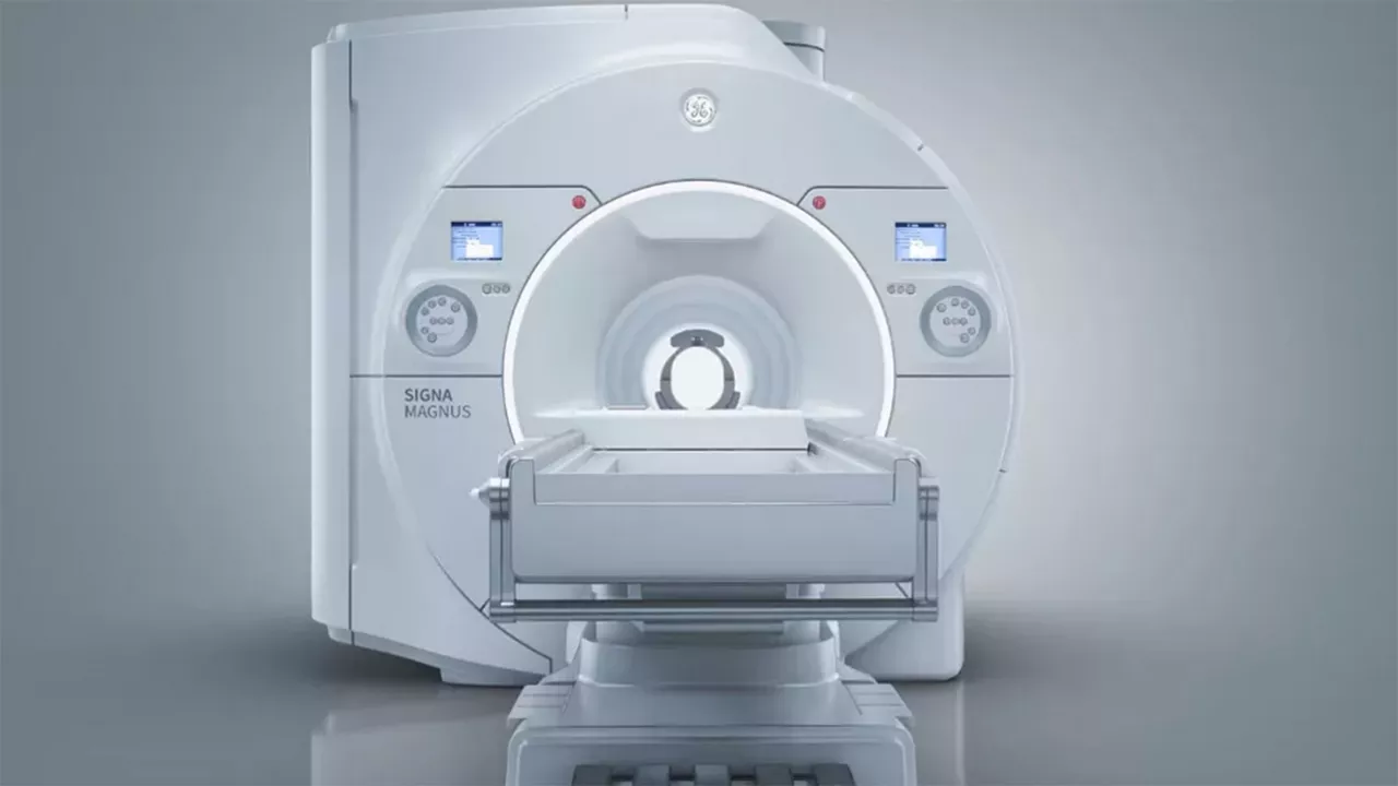 3t-mri-scanners-Product1-ci-en copy 4