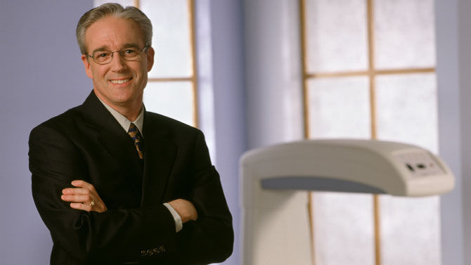4-Standing-Doctor-670x377