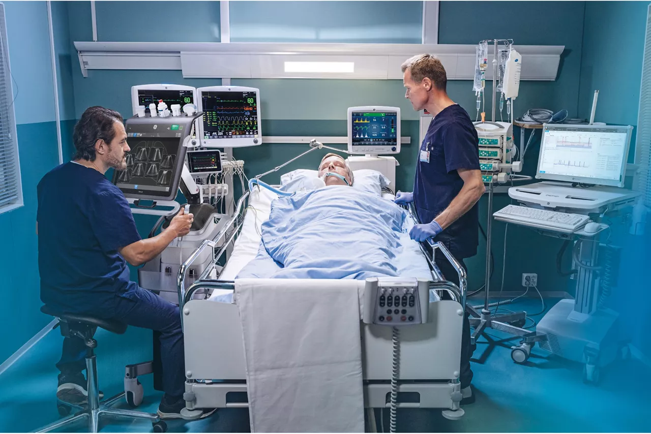 4_DynCol_EURHosp_900X600