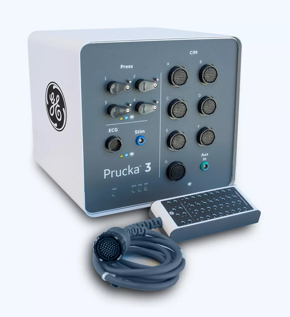 Prucka-3-amplifier-hero-sticky-scrolling
