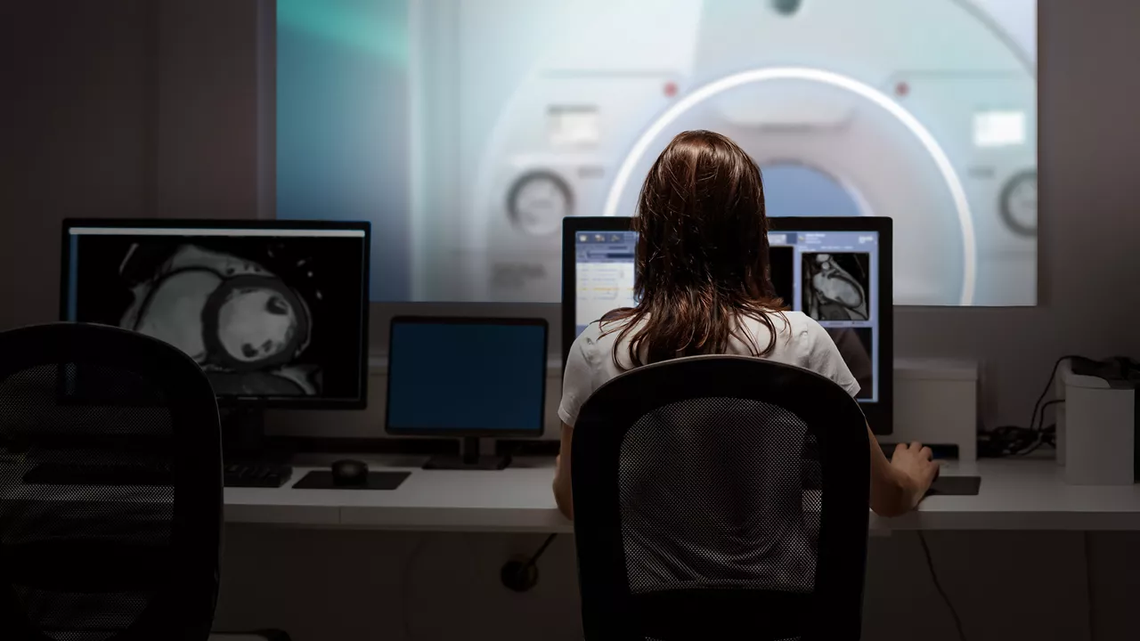 SIGNA-Continuum-Legacy-MRI-Featured content desktop