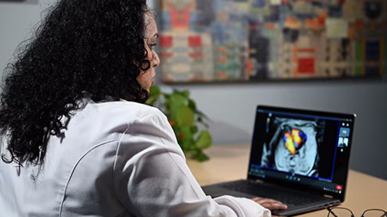 <p>Verisound: Digital &amp; AI Solutions</p>
