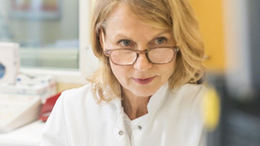 card1-half-width-card-desktop