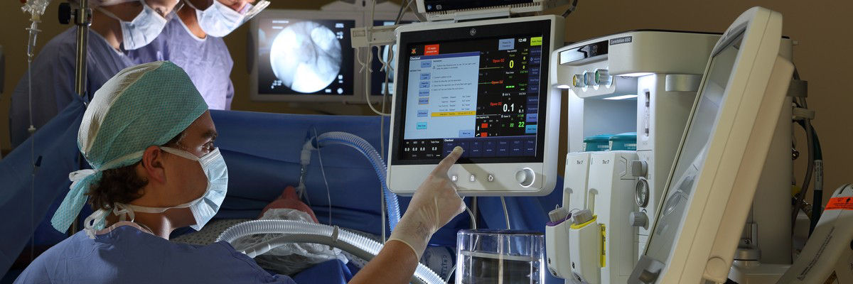covid-19-anesthesiologist-operating-room-hero-ci-en