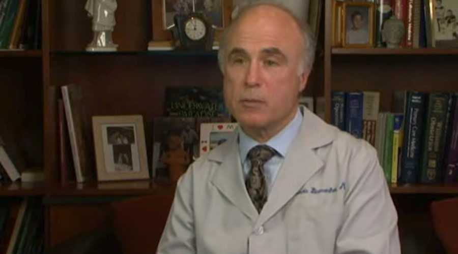 Dr-Blumenthal-on-the-advantages-of-GE-Lunar-bone-densitometers-software-and-service