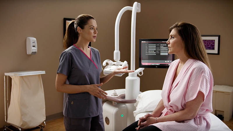gehc-large_0001_patient-exam