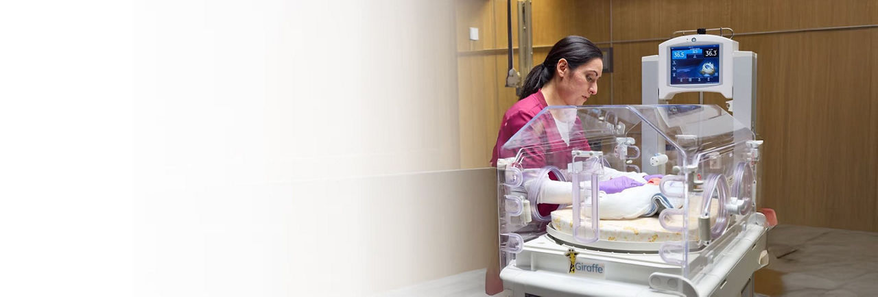 giraffe-incubator-hero-ba-en