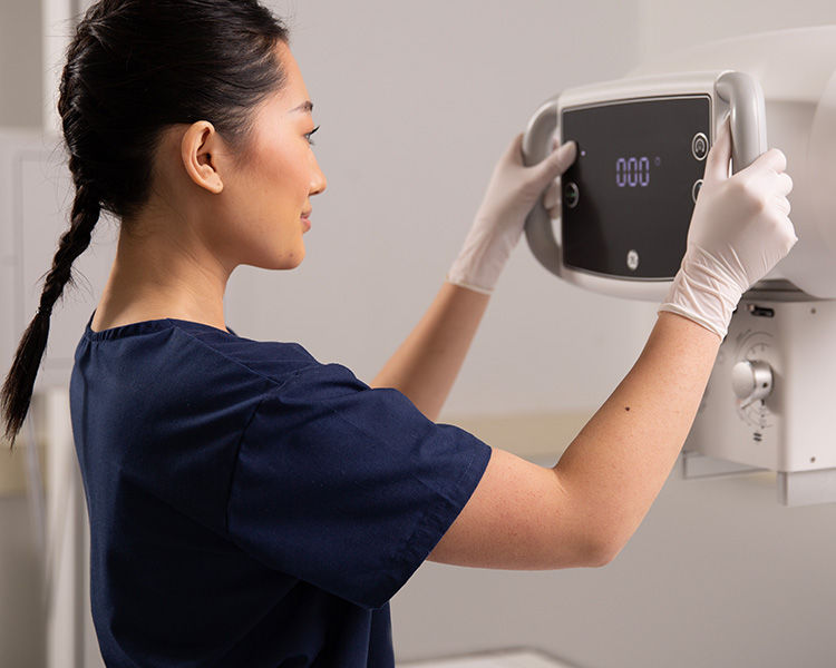 hero-definium-pace-select-mobile