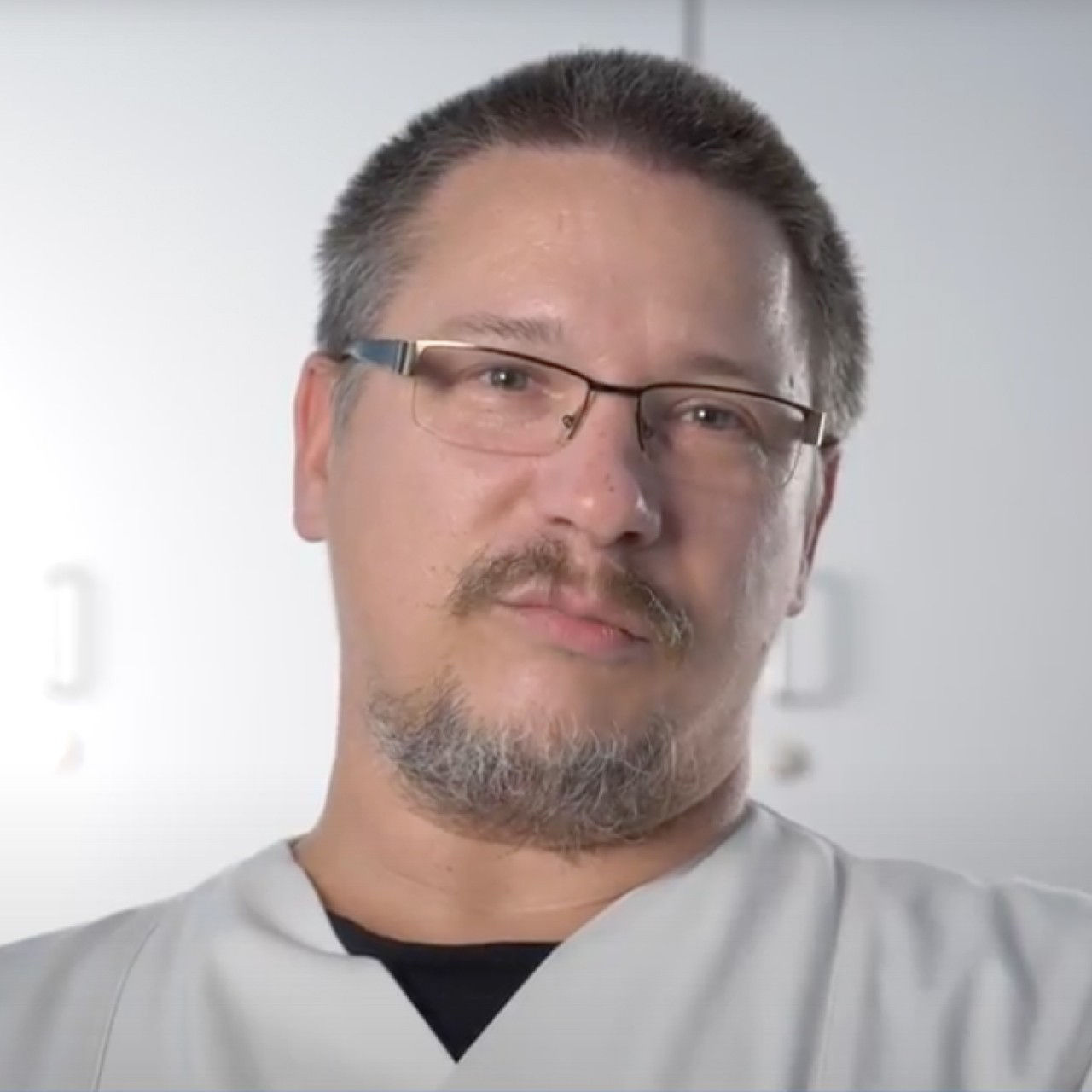 julien-henry-feature-desktop