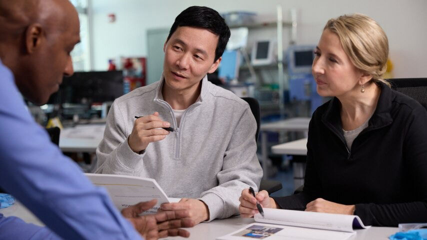 mac-vu360-resting-trained-staff-ph-en