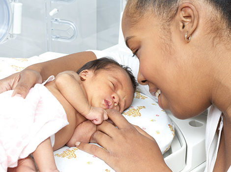 mom-and-baby-new