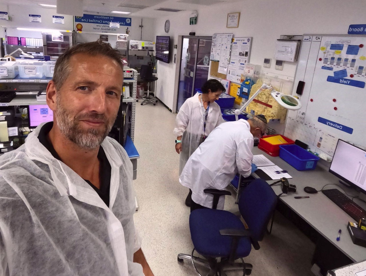 on-the-frontlines-curve-desktop